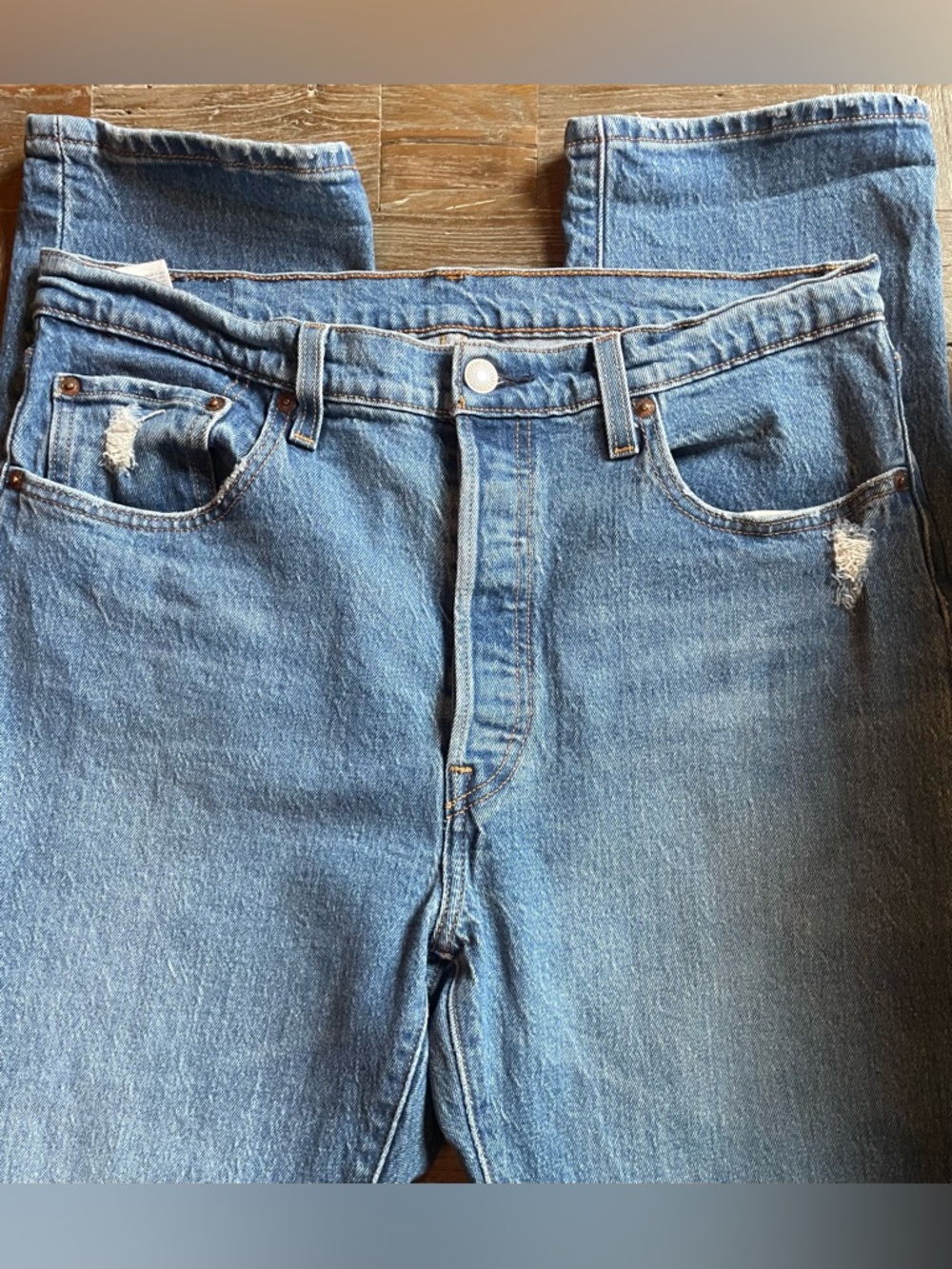Levi's Original 501 Jeans - Picture 7 of 13